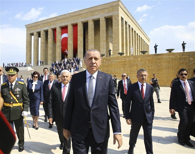Tüm yurtta Zafer Bayramı kutlanması