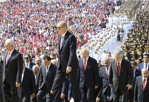 Tüm yurtta Zafer Bayramı kutlanması