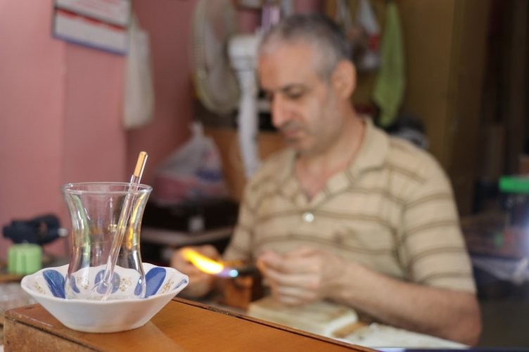 Çin'den 13 kuruşa alıyor, işleyip 5 liraya satıyorlar