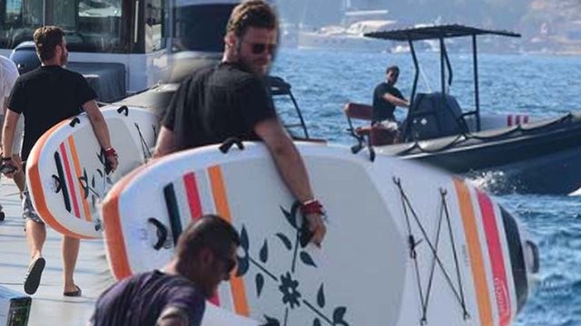 Kıvanç Tatlıtuğ dalış için 400 bin liraya tekne aldı
