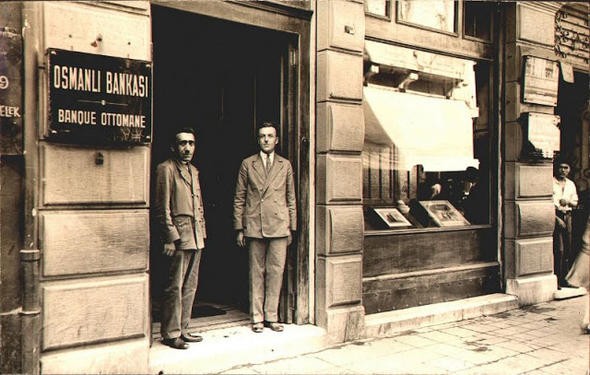 İşte arşivden çıkan İstanbul'un tarihi fotoğrafları