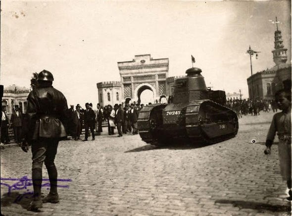 İşte arşivden çıkan İstanbul'un tarihi fotoğrafları