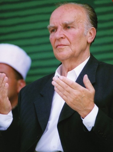 İzetbegoviç İslam düşmanlarına karşı ant içmiş!