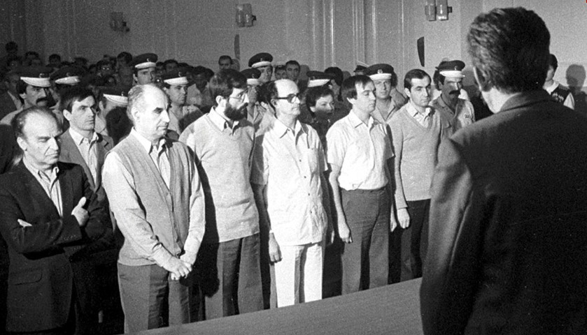 İzetbegoviç İslam düşmanlarına karşı ant içmiş!