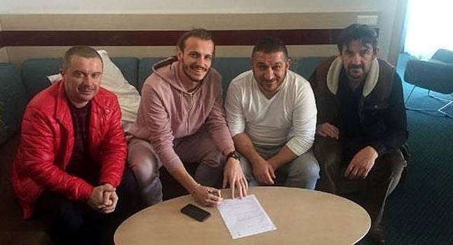 Futbolu bırakan yıldızların ilginç meslekleri