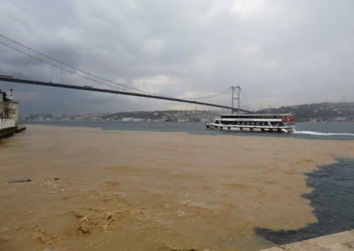 İstanbul Boğazı bu hale geldi
