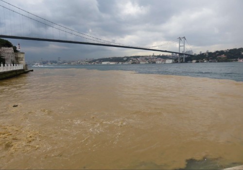İstanbul Boğazı bu hale geldi