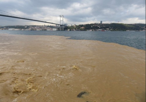 İstanbul Boğazı bu hale geldi