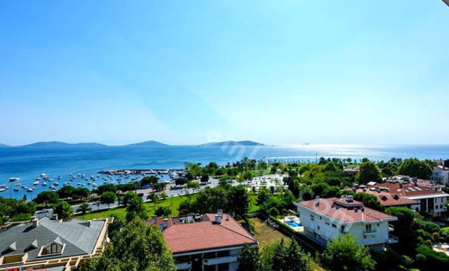 Gökçe Bahadır yeni yuvasına servet ödedi