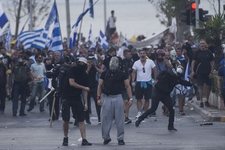 Yunanistan'da olaylı 'Makedonya' gösterisi