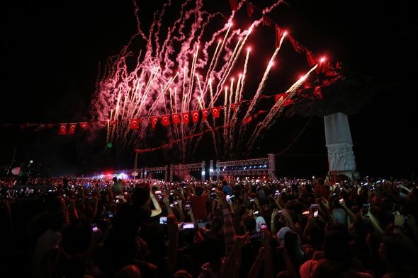İzmir'in düşman işgalinden kurtuluşunun 96. yıl dönümü