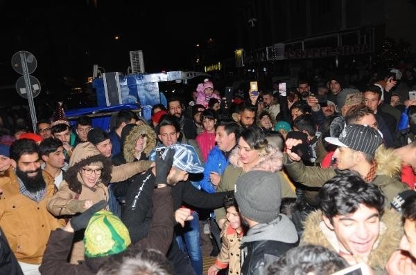 Yurtta yılbaşı coşkusu