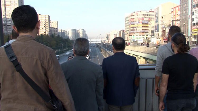 Saat 9'u 5 geçe Türkiye'de hayat durdu