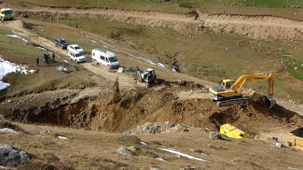 12 bin yıllık Dipsiz Göl'ü yok ettiler
