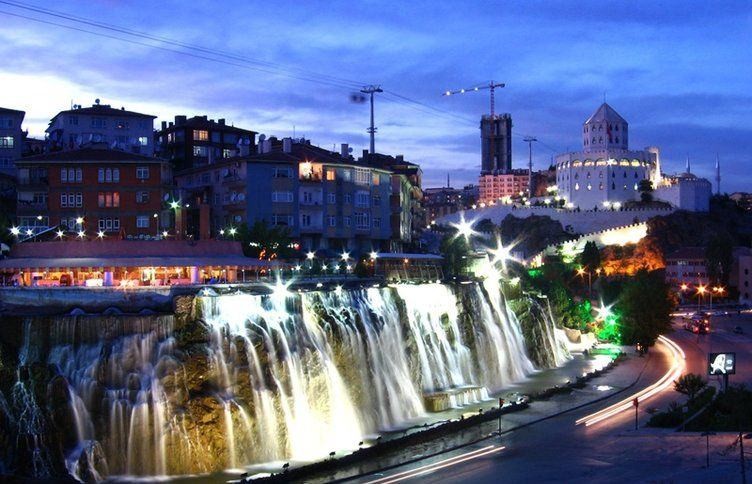 İşte Türkiye'nin en kalabalık ilçeleri