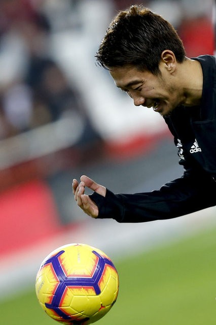 Kagawa diye aldık Tsubasa çıktı