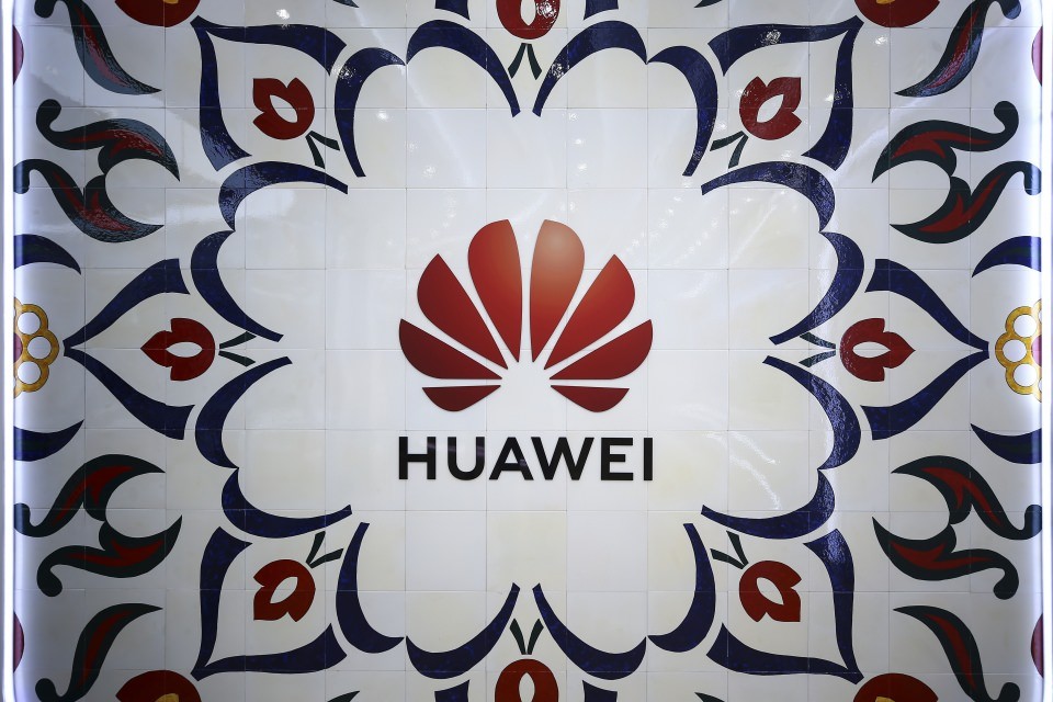 Huawei Türk mühendisler sırtladı
