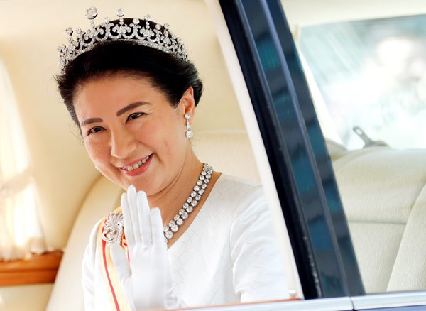 Naruhito Tahta çıktı!