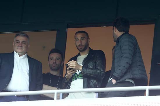 Cenk Tosun için ilk resmi hamle!