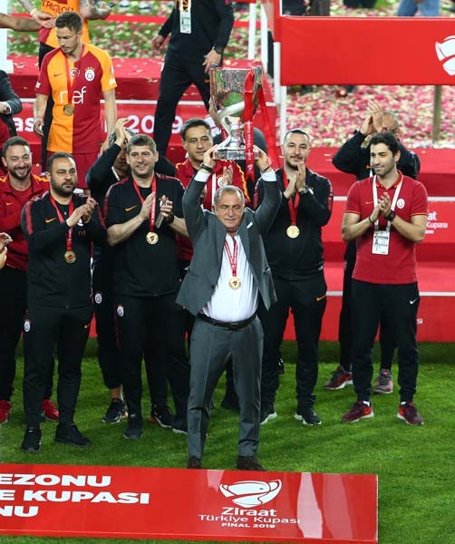 Galatasaray'ın Kupa zaferinden muhteşem kareler