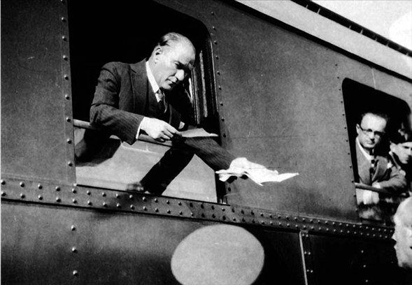 İşte Genelkurmay arşivinden o özel Atatürk fotoğrafları