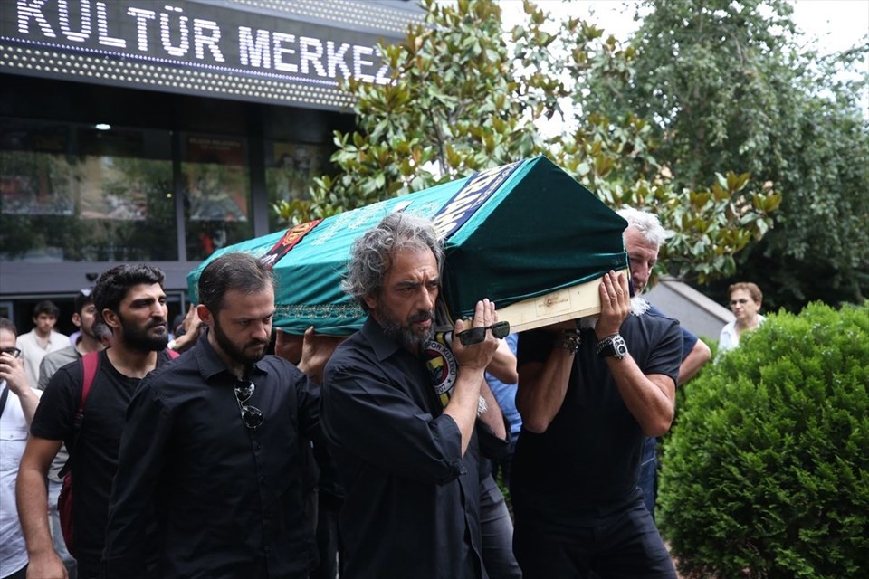 Derman İskender Över'e veda 