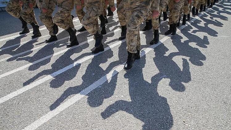 Askerliği uzatana avantaj! Kıdem ve işsizlik de alabilir