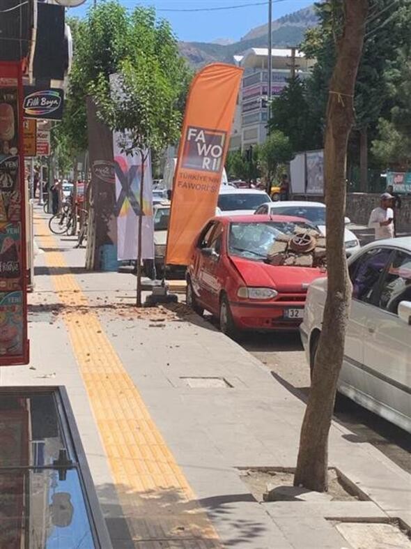 Denizli'deki depremin görüntüleri ortaya çıktı