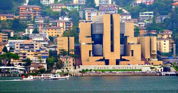 İsviçre'nin bir kenti artık İtalya'nın!