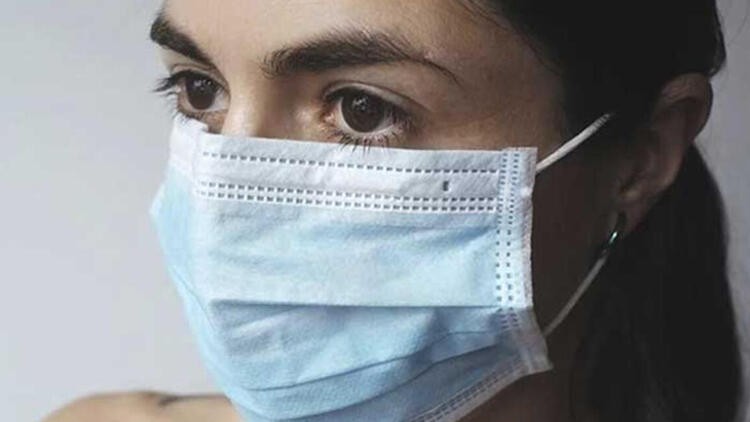 Maskenin altındaki 'ağır makyaj' tehlikeli!