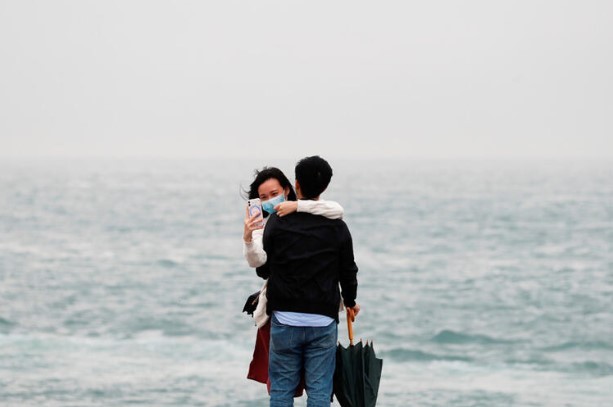 Dünya diken üstünde, Çin başkent Pekin'i kapatıyor!