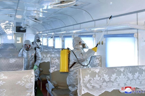 Dünya diken üstünde, Çin başkent Pekin'i kapatıyor!