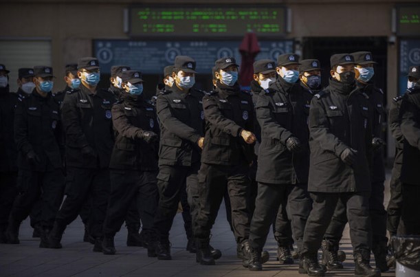 Dünya diken üstünde, Çin başkent Pekin'i kapatıyor!