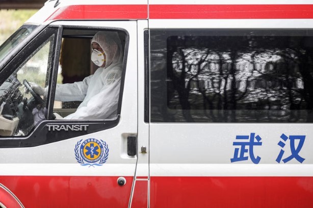 Dünya diken üstünde, Çin başkent Pekin'i kapatıyor!