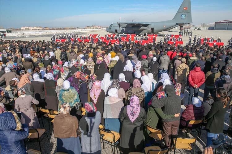 Çığ faciası şehitlerine hüzünlü veda