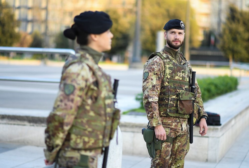 Halkı sokağa davet etti binlerce kişi öldü