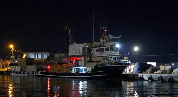 Balıkçılar vira bismillah dedi ağları attı