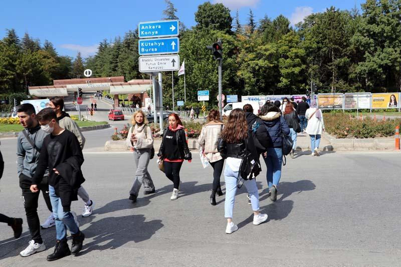 Zorunlu PCR testi kalktı... Girişte kuyruklar azaldı!