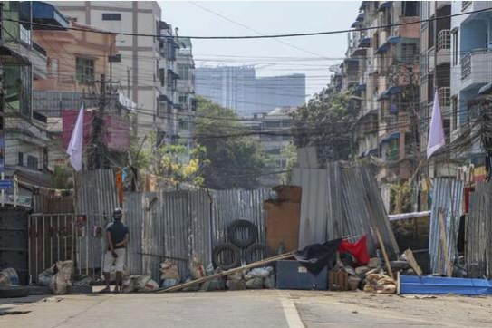 Myanmar'daki darbe sonrası korkunç talimat! Ölene kadar ateş edin