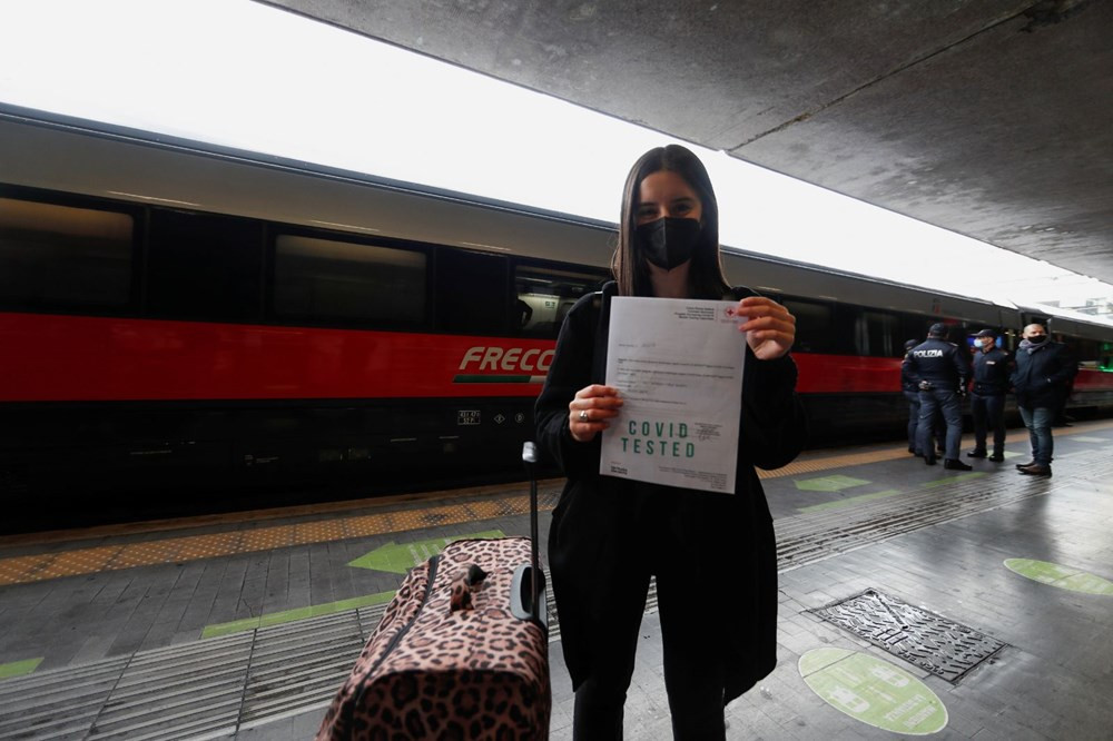 İtalya'nın ilk 'Kovidsiz' tren seferleri bugün başlıyor