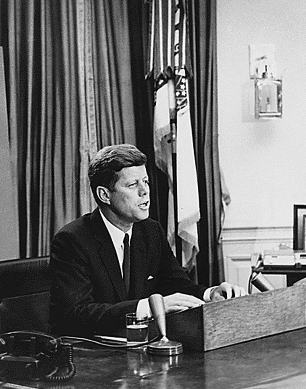 John F. Kennedy’nin yasak aşkına yazdığı mektup açık artırmaya çıkarıldı