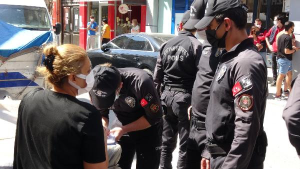 Markete çocuklarıyla gidenlere ceza yağdı!