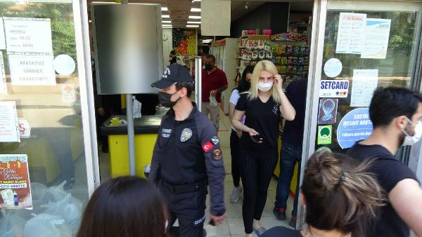 Markete çocuklarıyla gidenlere ceza yağdı!