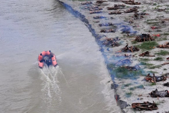 Hindistan’da binlerce kişiye Kovid-19 aşısı yerine tuzlu su enjekte edildi