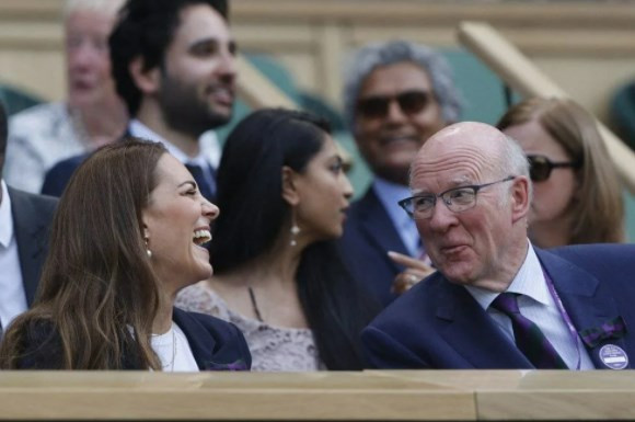 Kate Middleton korona temaslısı olduğunu Wimbledon'da öğrendi