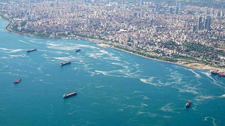 Marmara yeniden masmavi olacak: Deniz salyasının üçte ikisi temizlendi
