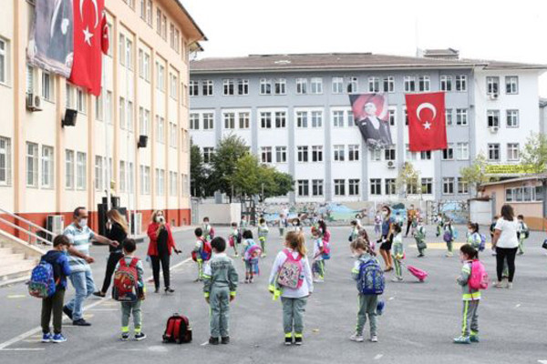 Okulların açılmasına sayılı günler kala: Eğitim nasıl olacak? 