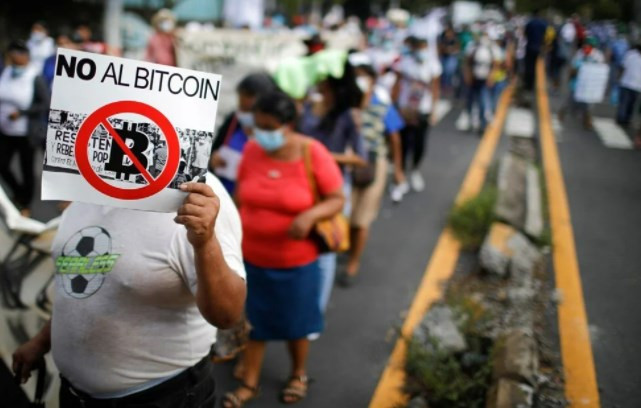 Bitcoin, El Salvador'da binlerce kişi tarafından protesto edildi