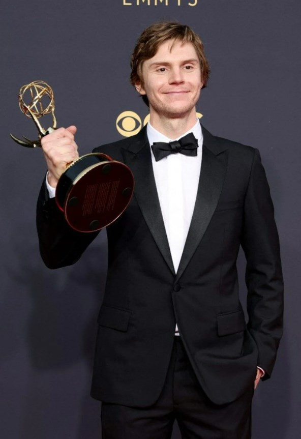 73. Emmy Ödülleri sahiplerini buldu, aşısızlar törene alınmadı