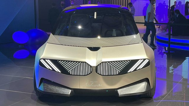 Geleceğin otomobilleri Münih Otomobil Fuarı'nda ortaya çıktı